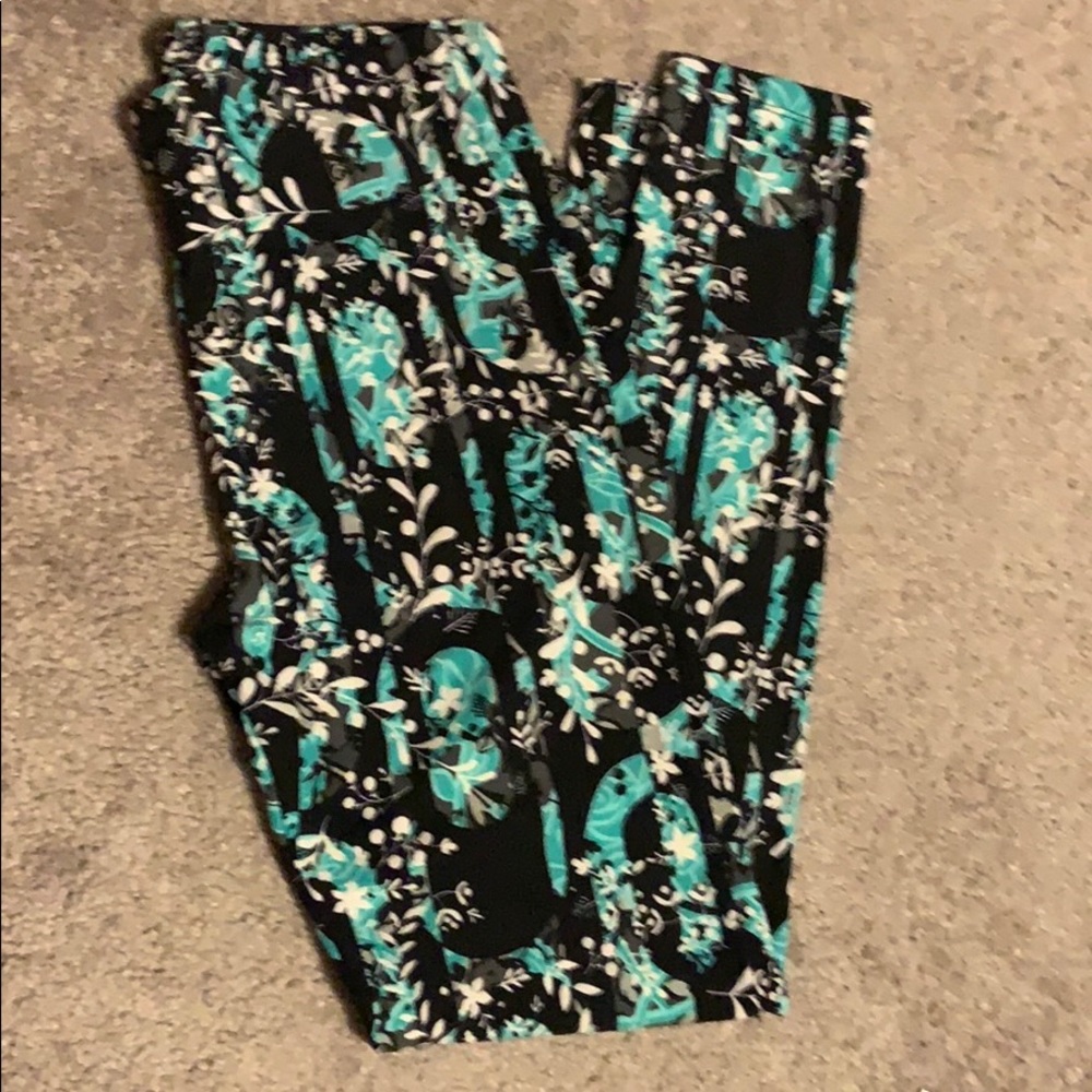 LuLaRoe one size leggings